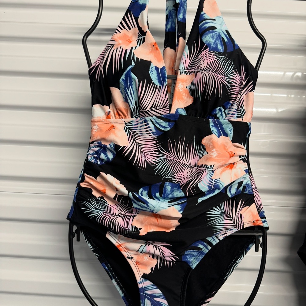 Dkny Black and Blue One Piece Swimsuit